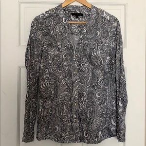 Banana Republic - Black and White Top - Size M